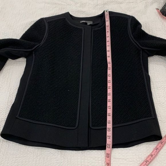 Vince wool jacket with buttoned front size 4 - Picture 16 of 16